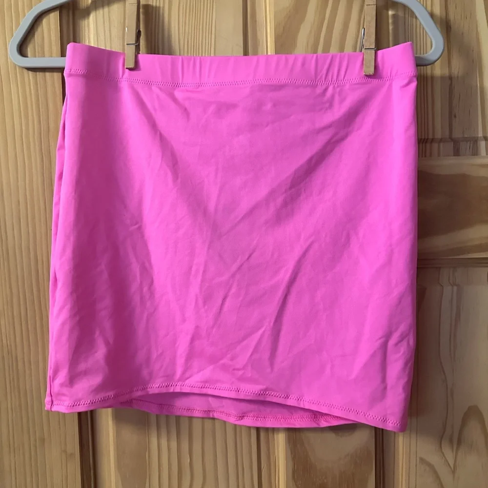 SKIMS Pink Swim Sarong - Picture 2 of 2